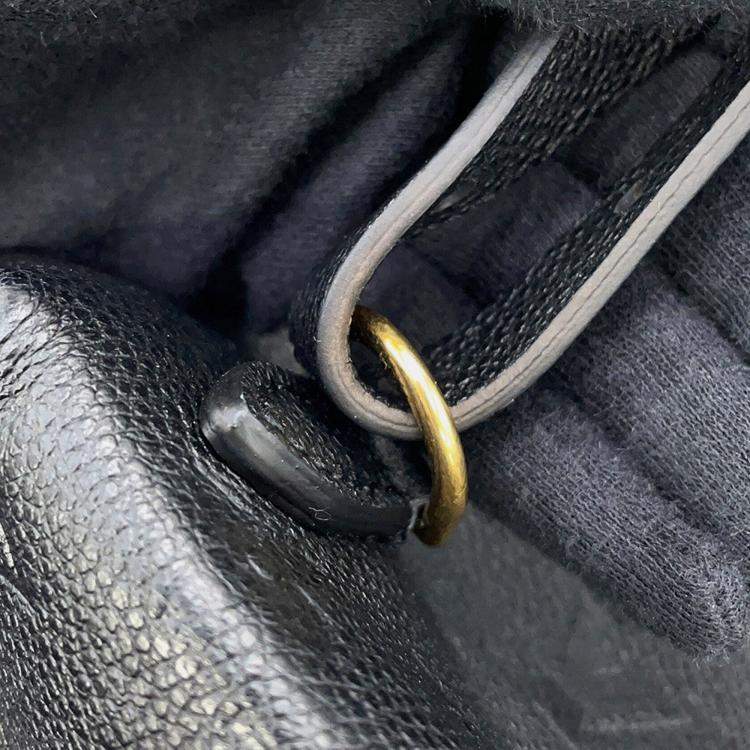 مملوكة مسبقًا Louis Vuitton Backup Noir Monogram Empreinte Leather