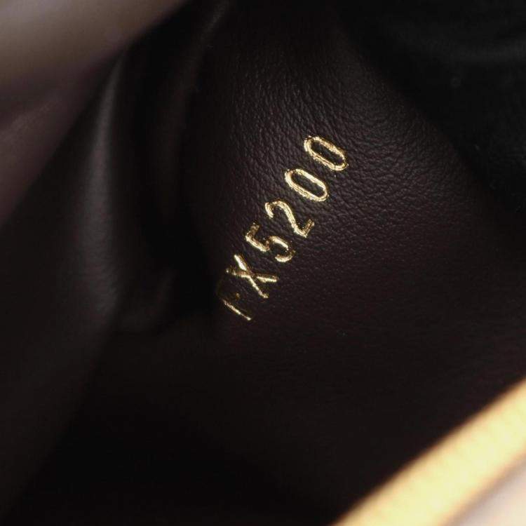 مملوكة مسبقًا Louis Vuitton Capucines Bb Galle Handbag Taurillon Leather Beige