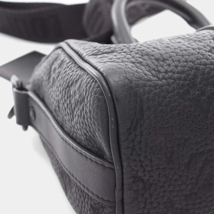 مملوكة مسبقًا Louis Vuitton Keepall Bandouliere 25 Handbag In Monogram Taurillon Leather Black