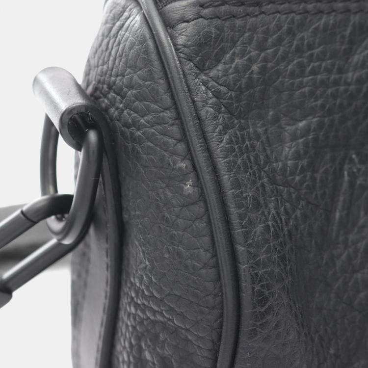 مملوكة مسبقًا Louis Vuitton Keepall Bandouliere 25 Handbag In Monogram Taurillon Leather Black