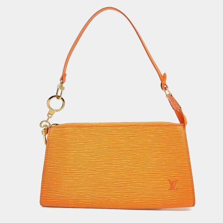 مملوكة مسبقًا Louis Vuitton Orange Leather Epi Pouch Bag & Keyring