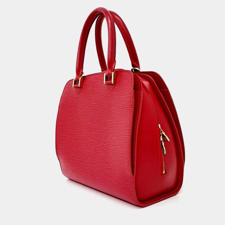 مملوكة مسبقًا Louis Vuitton Red Leather Epi Pont Neuf