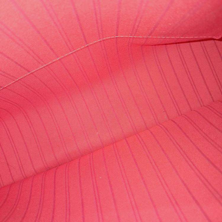 مملوكة مسبقًا Louis Vuitton White Canvas Azure Calvi