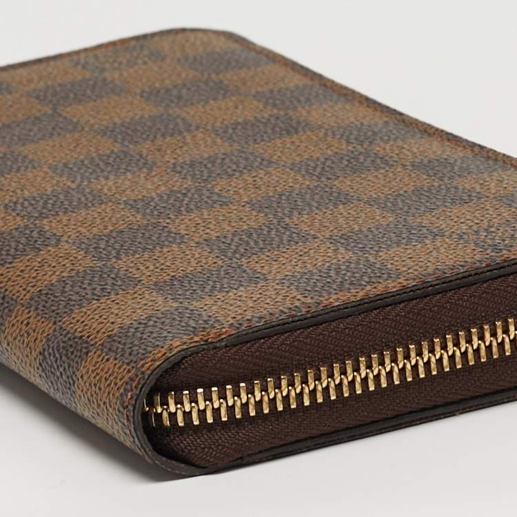مملوكة مسبقًا Louis Vuitton Zippy Damier Ebene Canvas Zip Around Wallet