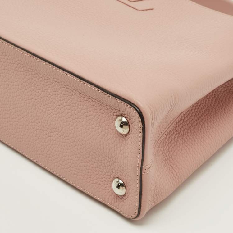 Pre Owned Louis Vuitton Capucines MM Pink Leather Bag