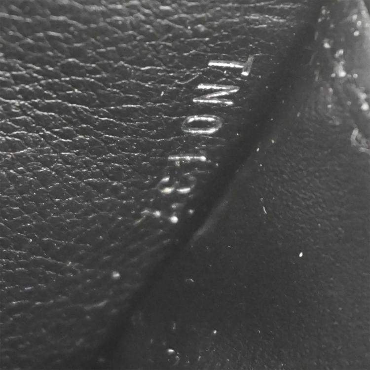 Pre Owned Louis Vuitton Monogram Mahina Zippy Wallet