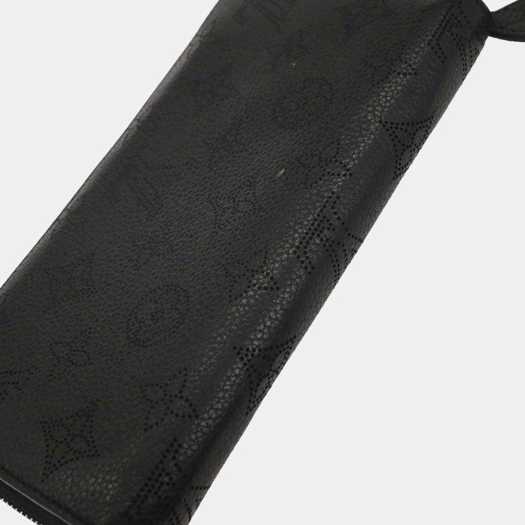 Pre Owned Louis Vuitton Monogram Mahina Zippy Wallet