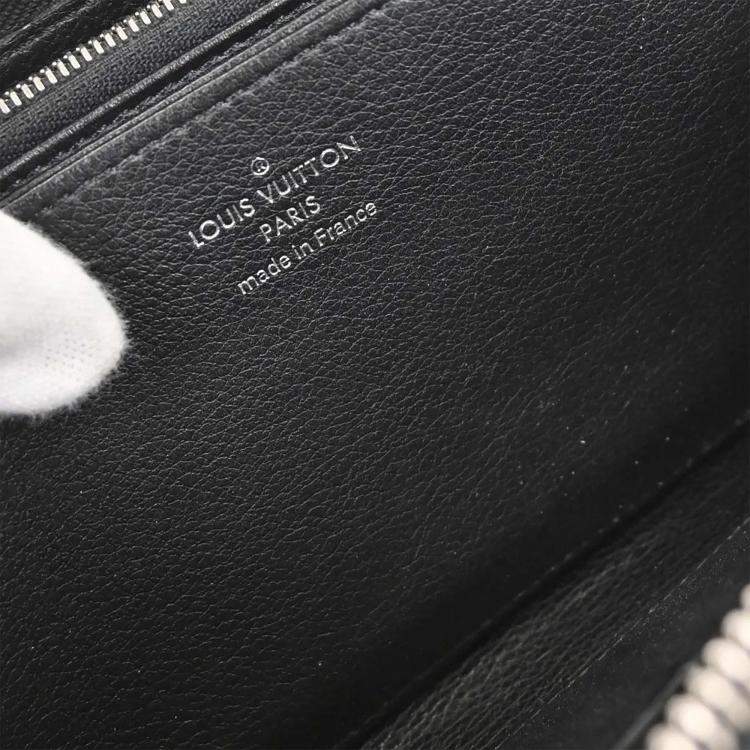 Pre Owned Louis Vuitton Monogram Mahina Zippy Wallet