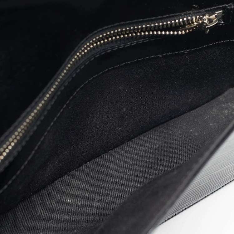 Pre Owned Louis Vuitton Sobe Black Electric Epi Leather Clutch