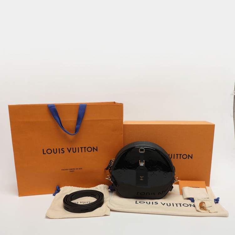 Pre Owned Louis Vuitton Boite Chapeau Souple MM Black Vernis and Leather Bag