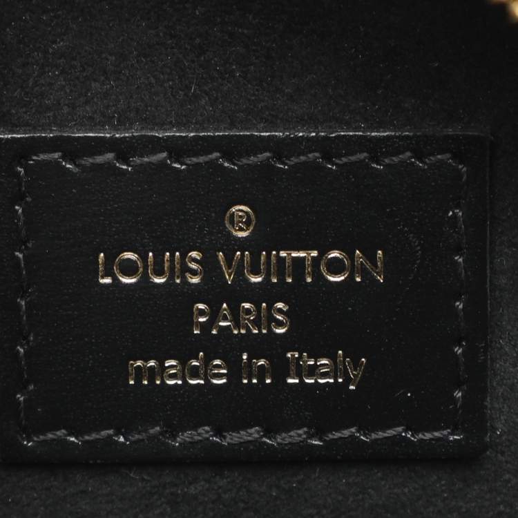 Pre Owned Louis Vuitton Boite Chapeau Souple MM Black Vernis and Leather Bag