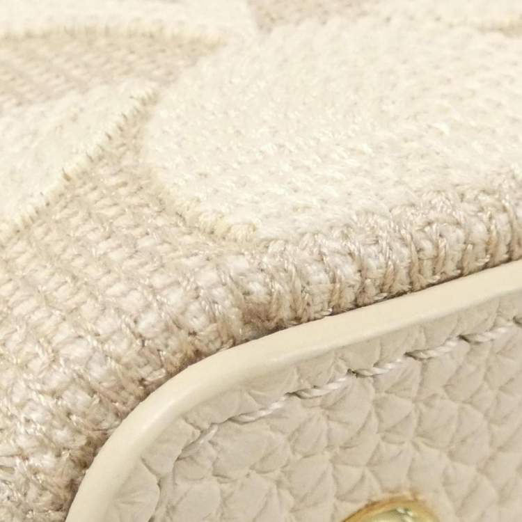 ممل وكة مسبقًا Louis Vuitton Capucines Mini Handbag