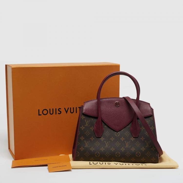 مملوكة مسبقًا Louis Vuitton Florine Raisin Monogram Canvas and Leather Bag