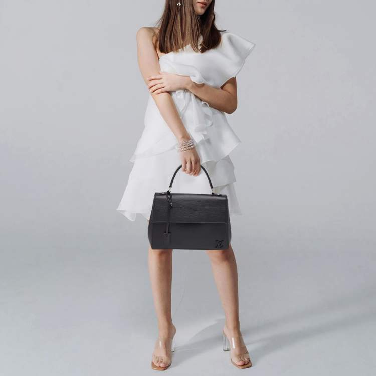 Pre Owned Louis Vuitton Cluny MM Black Epi Leather Bag