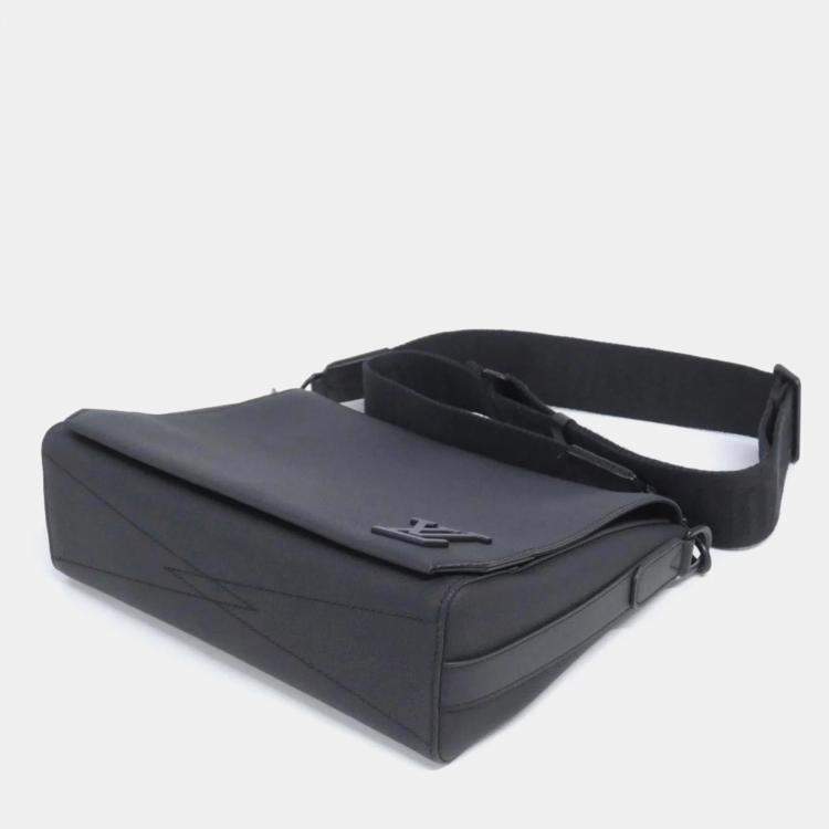 Pre Owned Louis Vuitton Lv Aerogram Takeoff Messenger Shoulder Bag