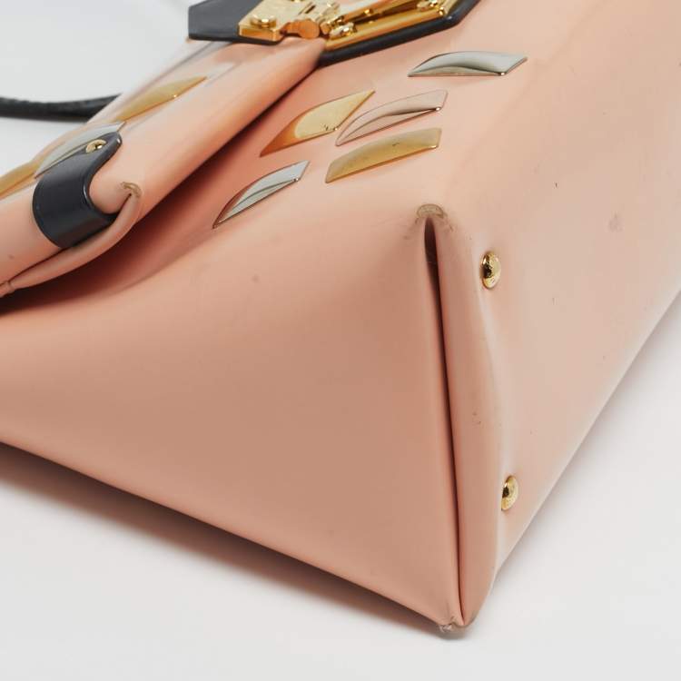 Pre Owned Louis Vuitton Glazed Leather Peach/Black Sac Triangle PM Bag