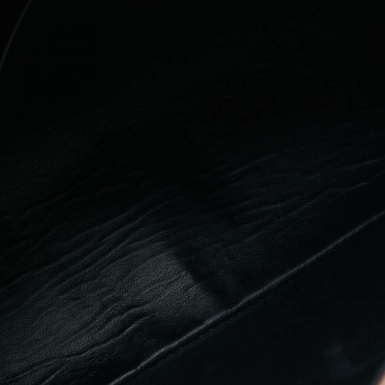 Pre Owned Louis Vuitton Glazed Leather Peach/Black Sac Triangle PM Bag