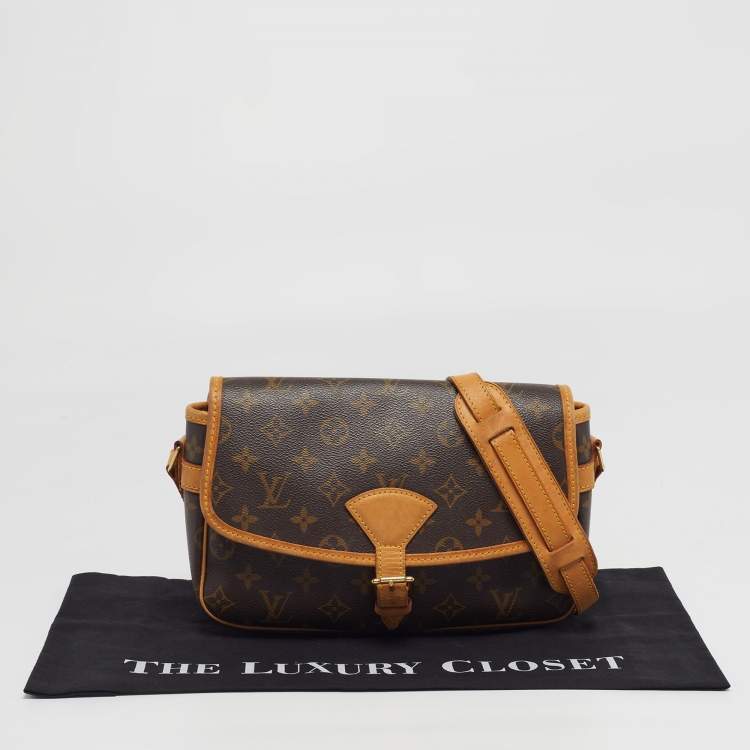 Pre Owned Louis Vuitton Sologne Monogram Canvas Bag