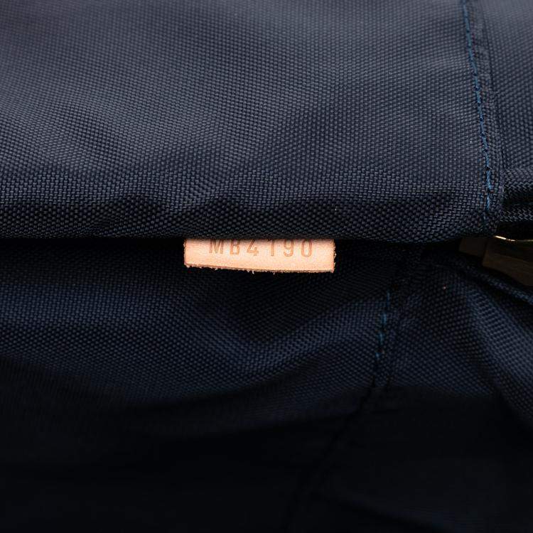 Pre Owned Louis Vuitton Blue Monogram Vernis Pegase 45