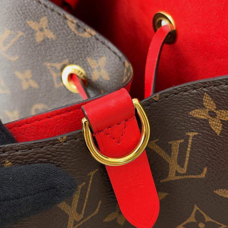 Pre Owned Louis Vuitton Neonoe Coquelicot Monogram Size Mm