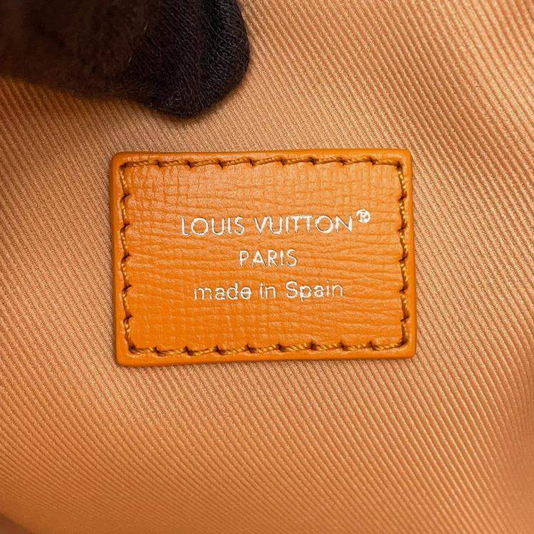 مملوكة مسبقًا Louis Vuitton Shopper Tote Saffron Leather Size Mm