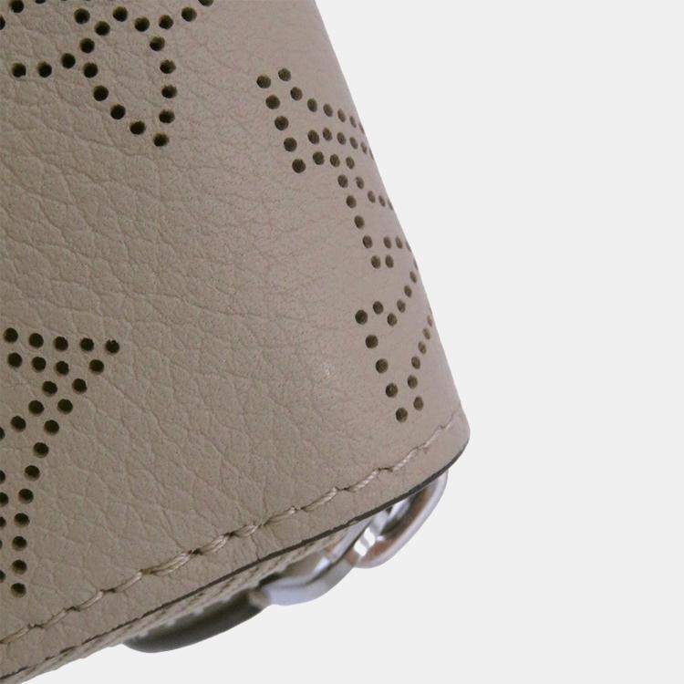 مملوكة مسبقًا Louis Vuitton Zippy Wallet Galet Monogram Mahina