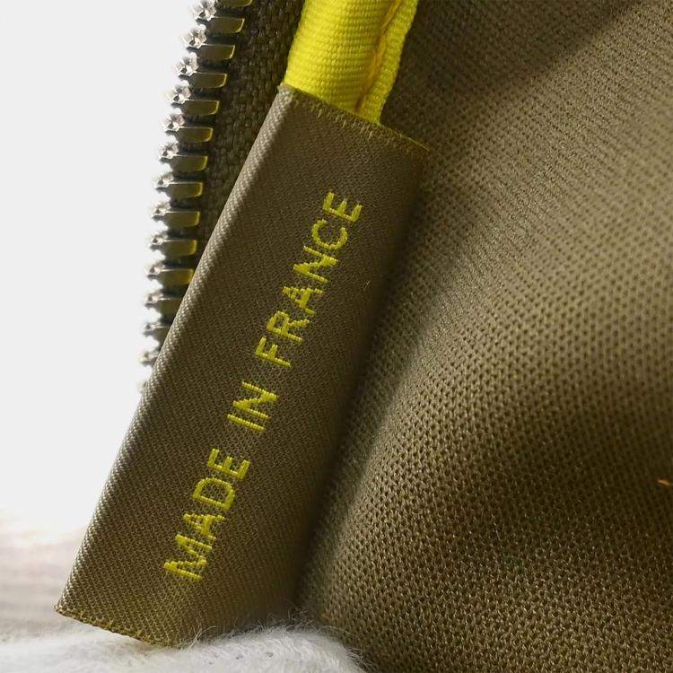 مملوكة مسبقًا Louis Vuitton Yellow LV Cup Weatherly Shoulder Bag