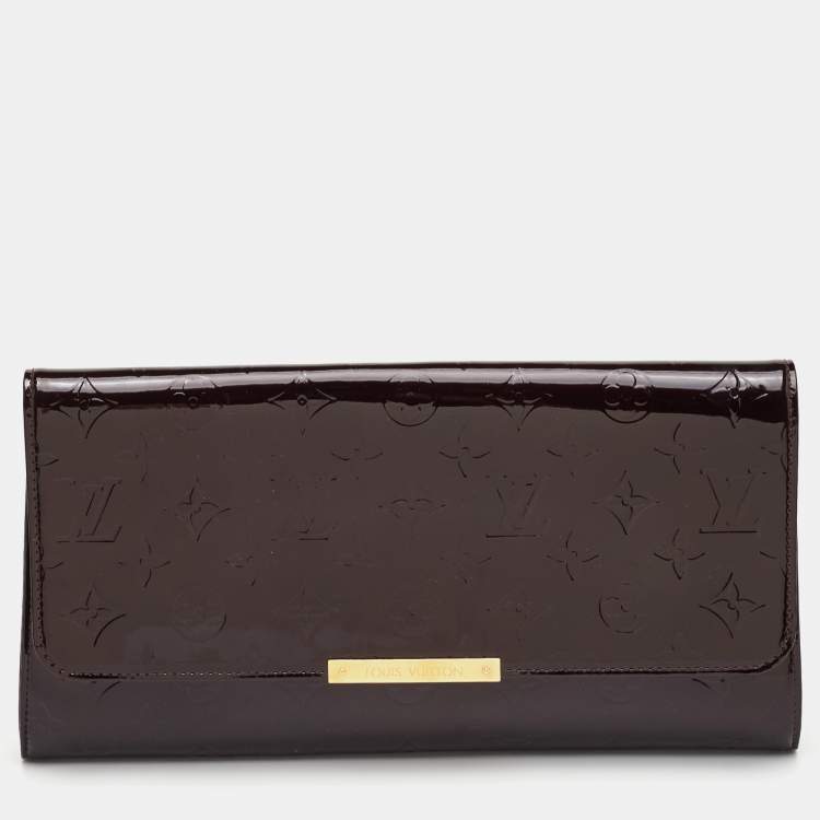 Pre Owned Louis Vuitton Amarante Monogram Vernis Robertson Clutch 