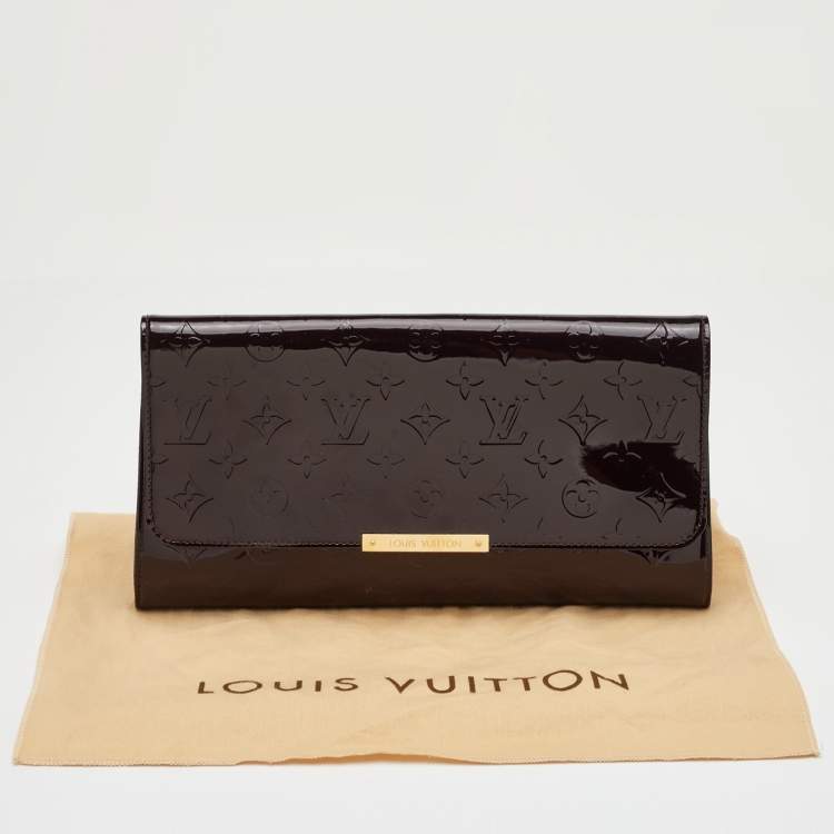 Pre Owned Louis Vuitton Amarante Monogram Vernis Robertson Clutch 