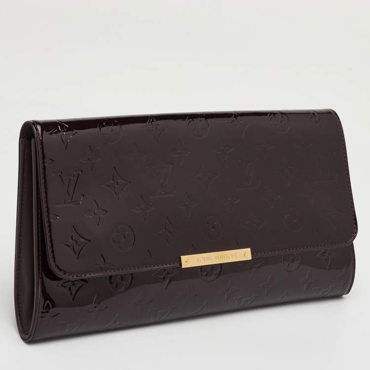 Pre Owned Louis Vuitton Amarante Monogram Vernis Robertson Clutch 