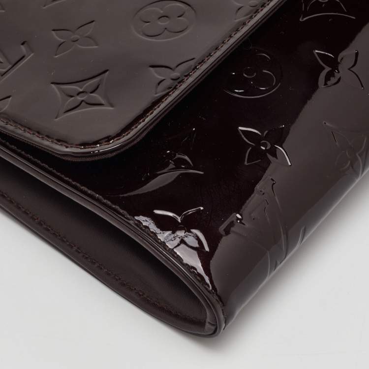 Pre Owned Louis Vuitton Amarante Monogram Vernis Robertson Clutch 