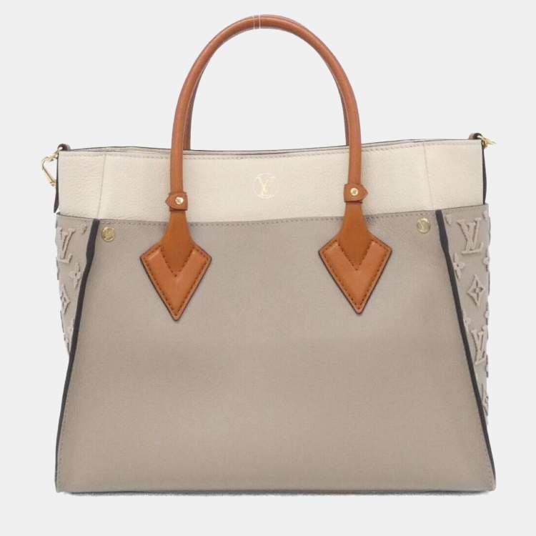 Pre Owned Louis Vuitton On My Side Mm Handbag