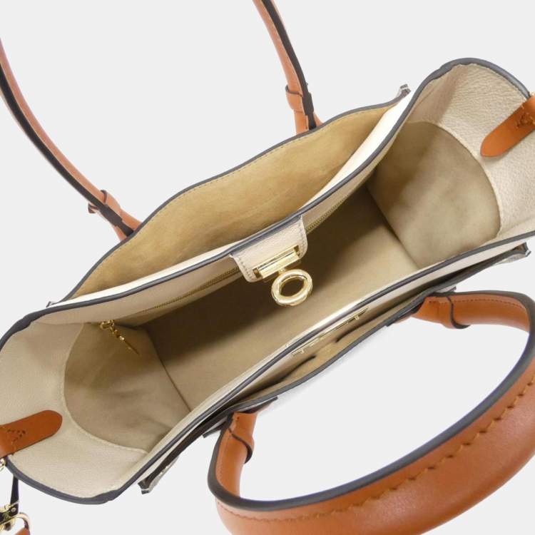 Pre Owned Louis Vuitton On My Side Mm Handbag