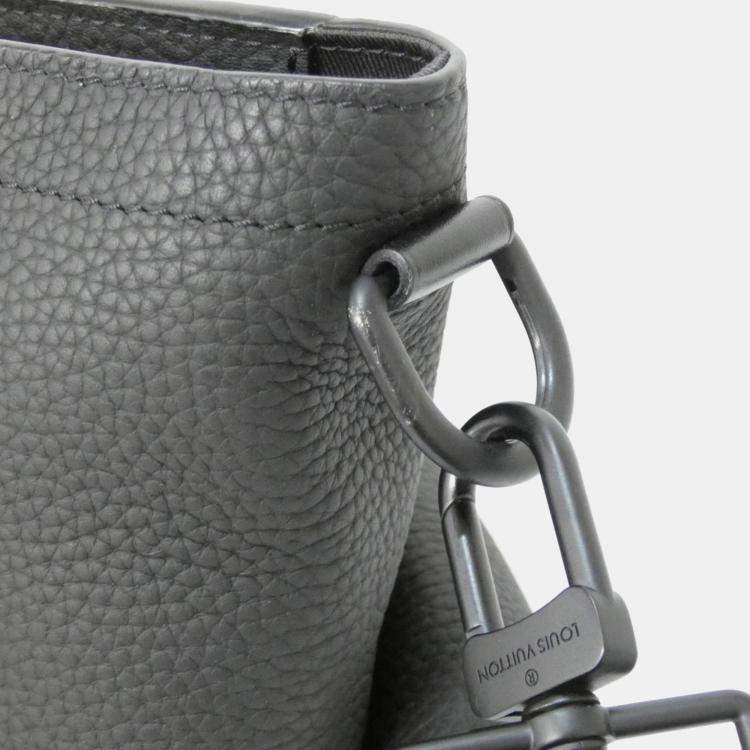 Pre Owned Louis Vuitton Taurillon Christopher Tote Handbag