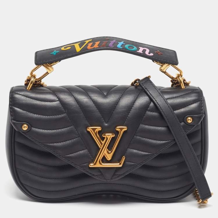 Pre Owned Louis Vuitton New Wave Chain MM Black Leather Bag