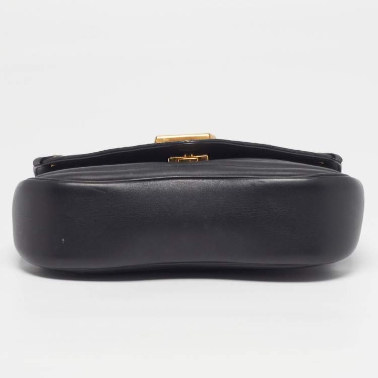 Pre Owned Louis Vuitton New Wave Chain MM Black Leather Bag