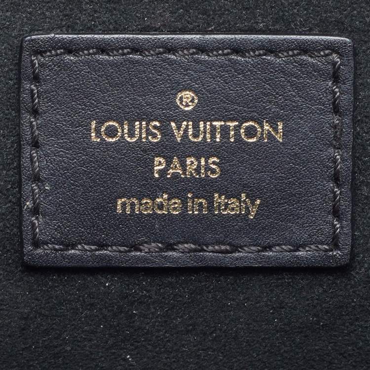 Pre Owned Louis Vuitton New Wave Chain MM Black Leather Bag