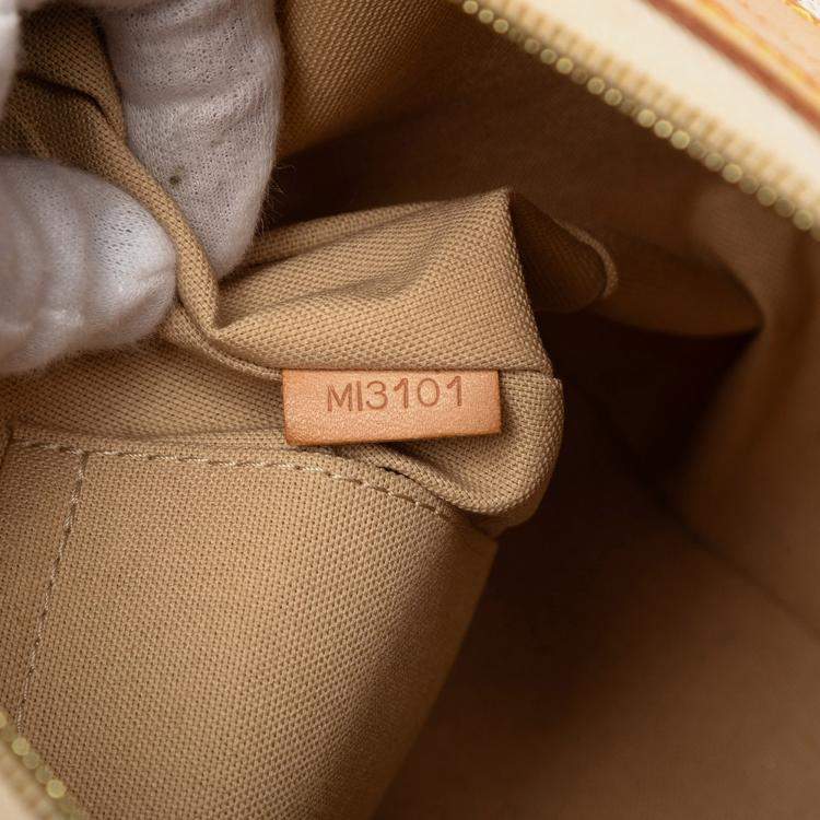 Pre Owned Louis Vuitton White Damier Azur Siracusa PM