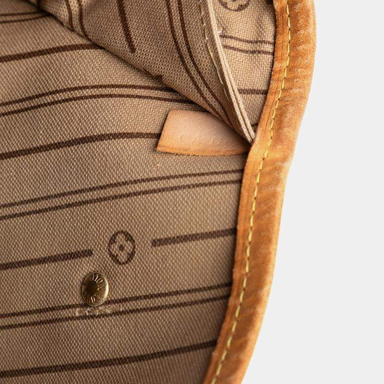 مملوكة مسبقًا Louis Vuitton Brown Monogram Neverfull MM