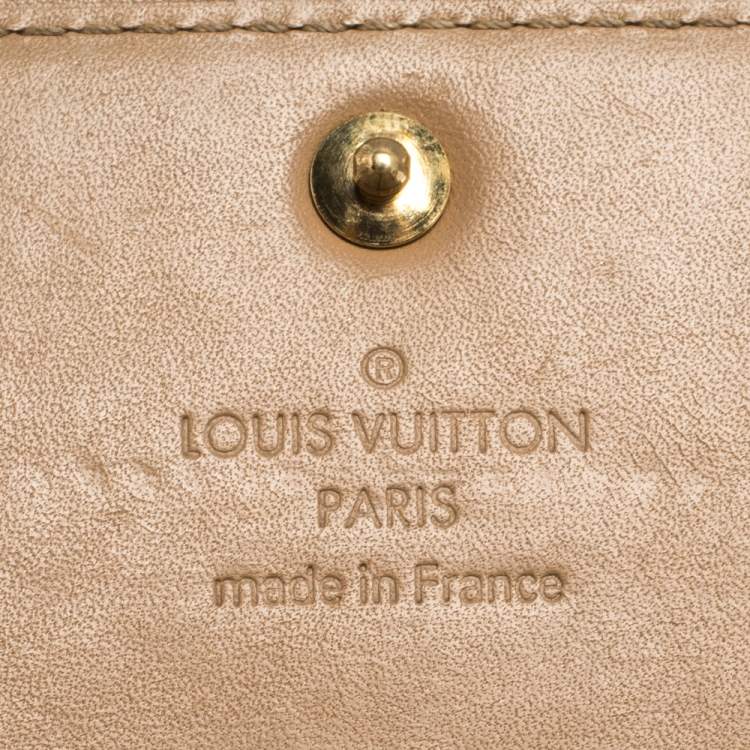 Pre Owned Louis Vuitton Noisette Monogram Vernis Sarah Wallet 