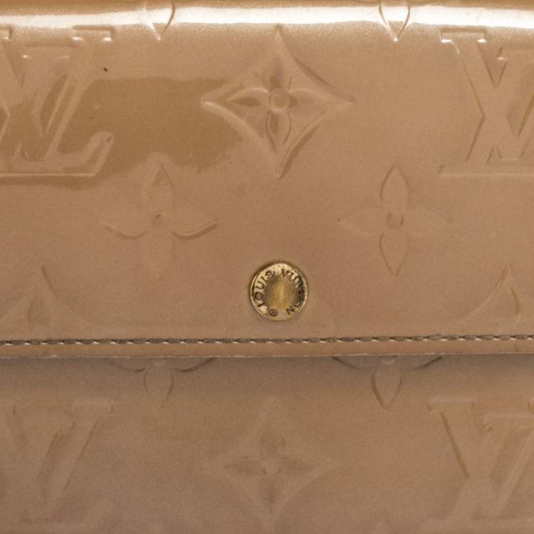 Pre Owned Louis Vuitton Noisette Monogram Vernis Sarah Wallet 