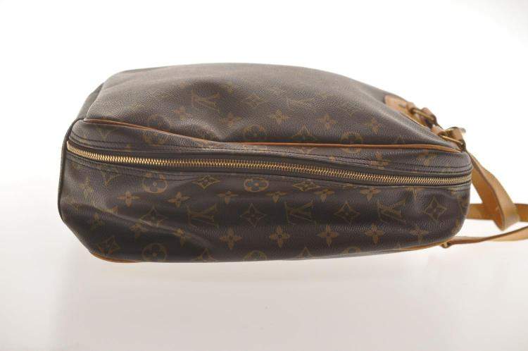 Pre Owned Louis Vuitton Monogram Canvas Excursion Bag