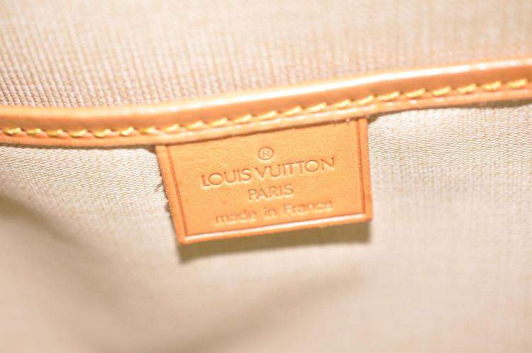 Pre Owned Louis Vuitton Monogram Canvas Excursion Bag