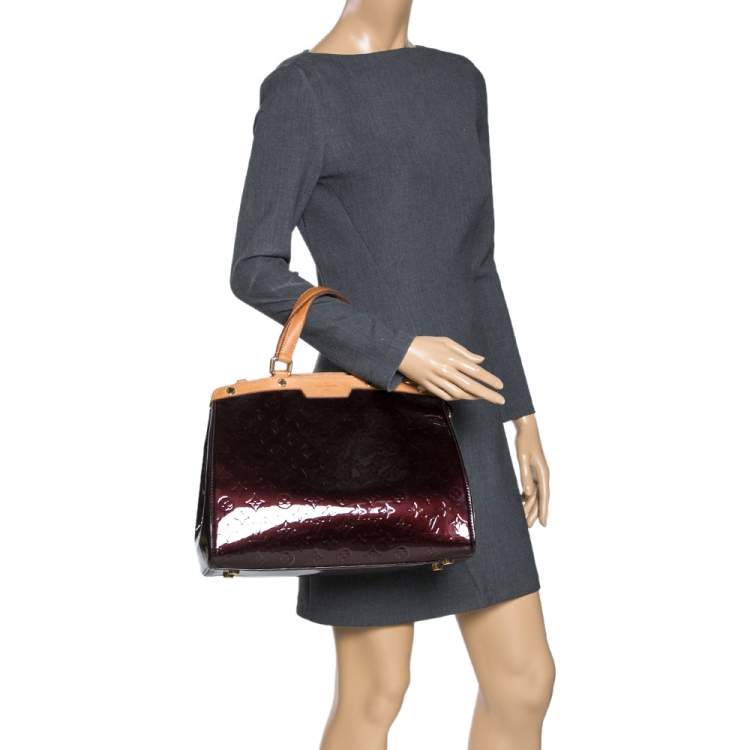 Pre Owned Louis Vuitton Amarante Monogram Vernis Brea GM Bag