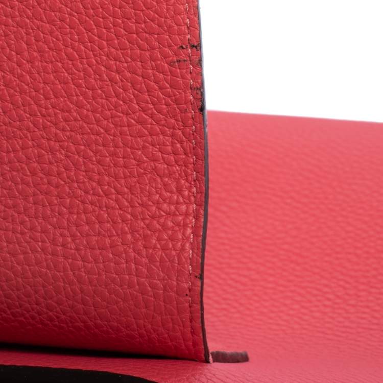 Pre Owned Louis Vuitton Coquelicot Taurillon Leather Capucines MM Bag