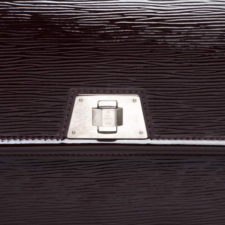 Pre Owned Louis Vuitton Plum Electric Epi Leather Sevigne GM Bag