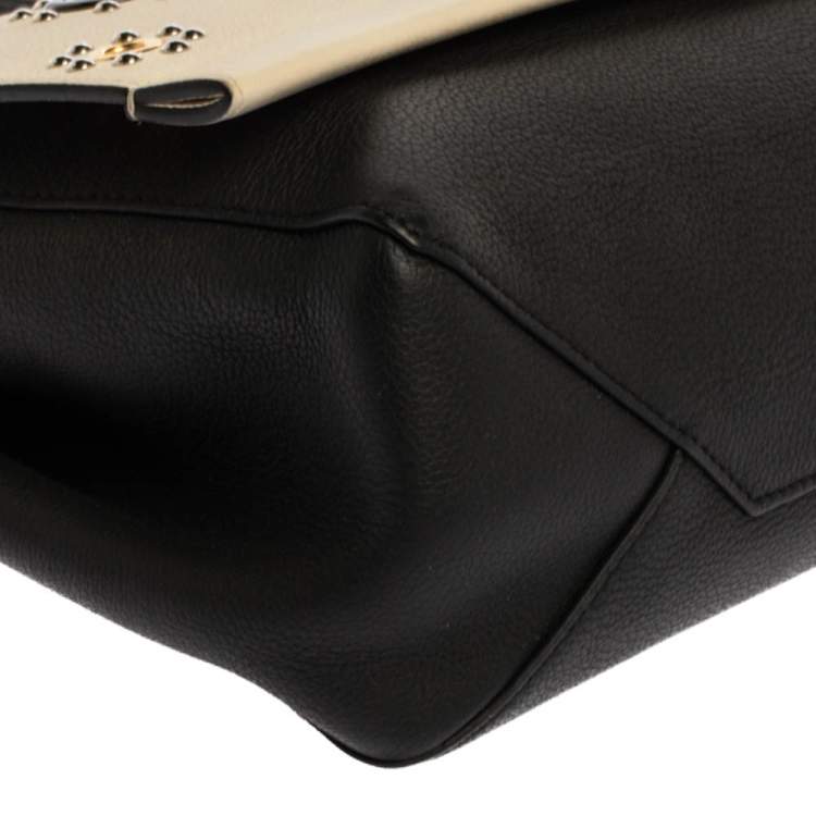 Pre Owned Louis Vuitton Black/White Leather Lockme II Mechanical Flower Bag