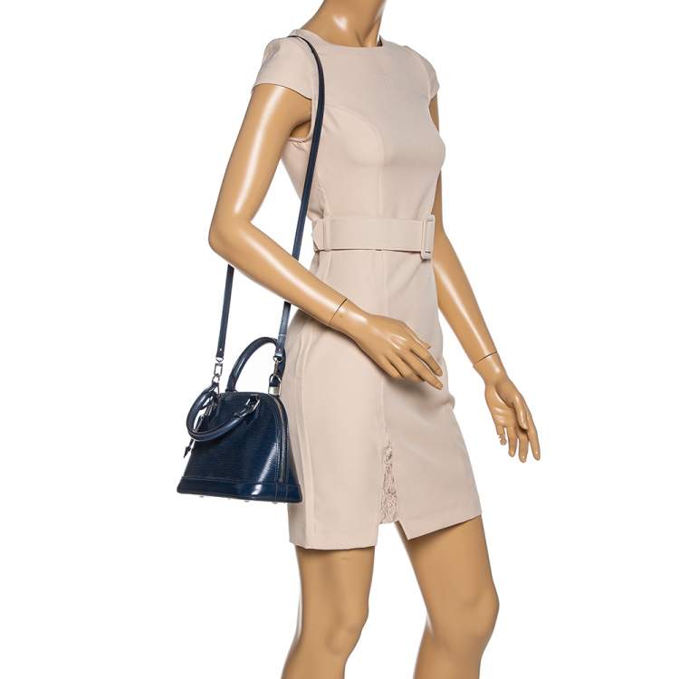 Alma bb cloth handbag Louis Vuitton Brown in Cloth - 32025639