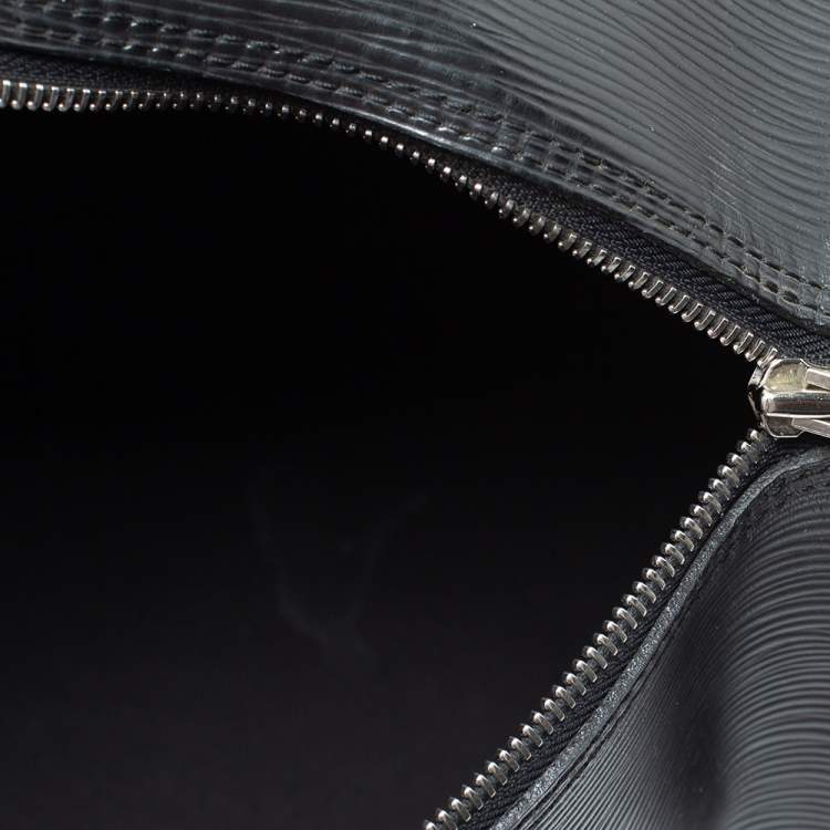 Pre Owned Louis Vuitton Black Epi Leather Speedy 30 Bag