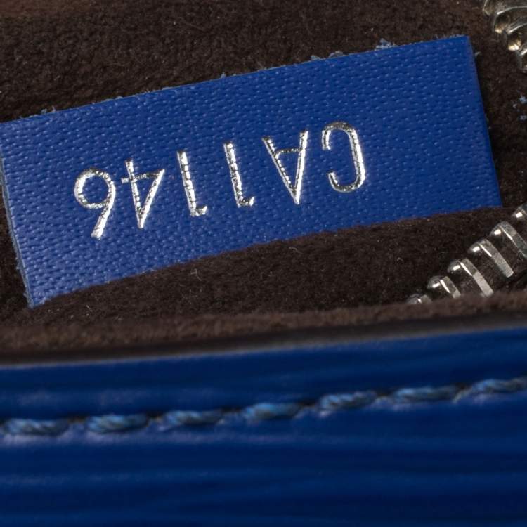مملوكة مسبقًا Louis Vuitton Blueberry Epi Leather Cluny MM Bag
